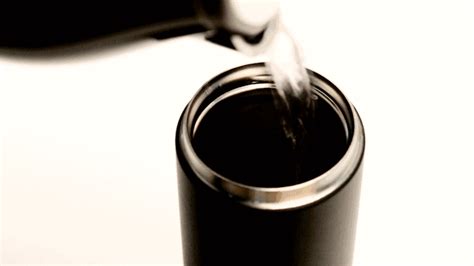 保溫杯能泡茶喝嗎(保溫杯可以用來泡茶喝嗎)縮略圖