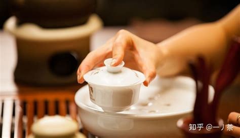 功夫茶的泡茶流程視頻(功夫茶的泡茶流程視頻(好看))縮略圖