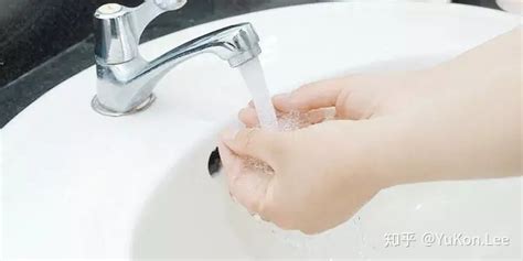 洗手液和洗潔精的區別(洗手液和洗潔精的區別是什么)縮略圖