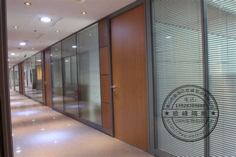 玻璃隔斷墻圖片大全(玻璃隔斷墻圖片大全集)縮略圖
