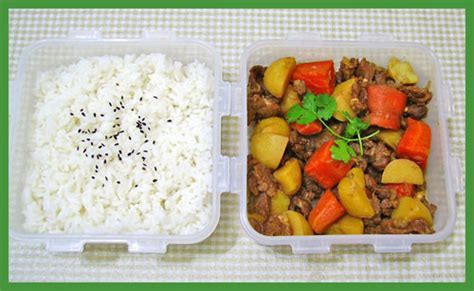 盒飯快餐實用菜譜100例(盒飯快餐菜譜)縮略圖