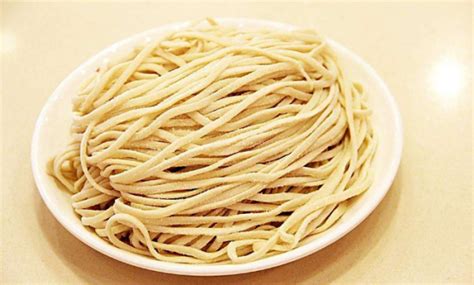 堿面條和普通面條區別(堿面條和普通面條區別是什么)縮略圖