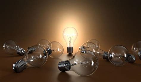 電燈是誰發(fā)明的,電燈是誰發(fā)明的正確答案縮略圖