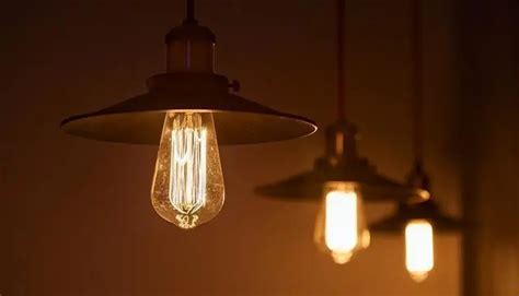 電燈關閉后仍然微亮是什么原因,電燈關閉后仍然微亮是什么原因和總進線有關嗎?縮略圖