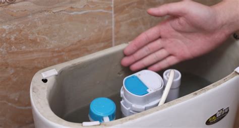 智能馬桶怎么沖水,智能馬桶怎么沖水按哪個鍵縮略圖