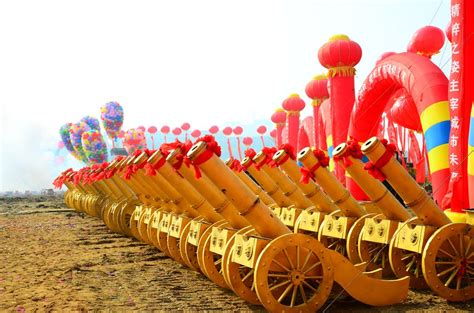 禮炮的圖片(禮炮的圖片大全)縮略圖