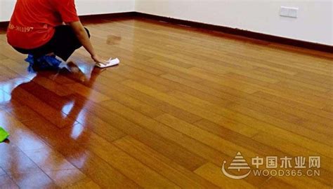 地板革對人體有危害嗎,地板革多少錢一平方米縮略圖