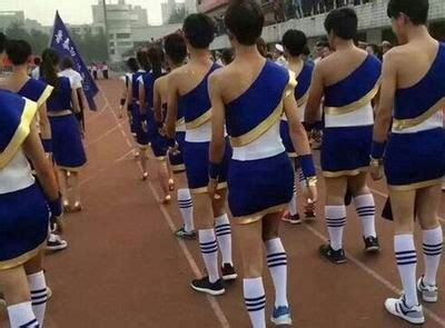 長筒襪怎么搭配男,長筒襪怎么搭配男生縮略圖