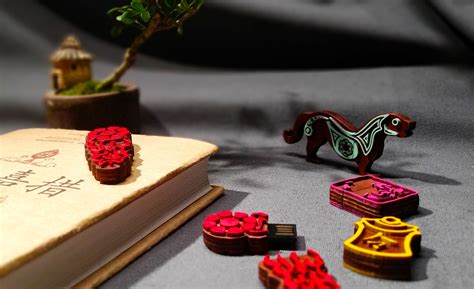 紀(jì)念禮品,公司十周年紀(jì)念禮品縮略圖