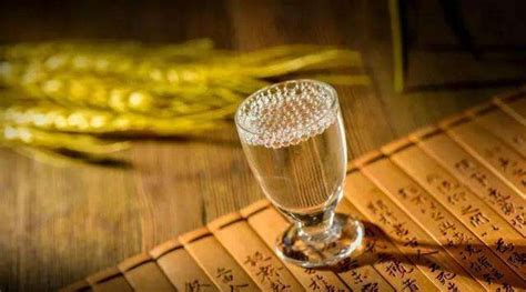 酒杯一端下一句是什么,酒杯一端順口溜縮略圖