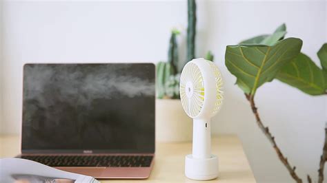噴霧風(fēng)扇,噴霧風(fēng)扇能降溫嗎縮略圖