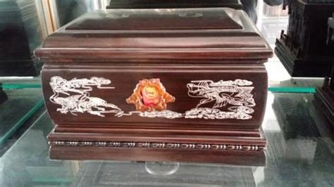 骨灰盒存放殯儀館一年費用多少,上海殯儀館骨灰盒存放一年多少錢縮略圖