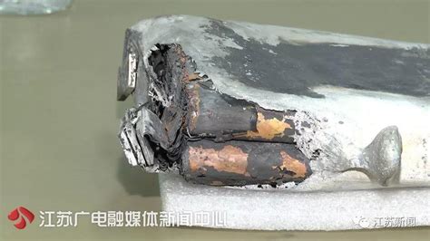 鉛酸電池會自燃爆炸嗎,鋰電池會自燃爆炸嗎縮略圖