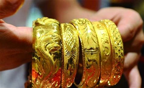 黃金手鐲回收價格多少錢一克(黃金手鐲回收多少錢一克)縮略圖