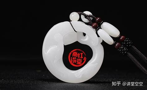 瑪瑙和玉石有什么區別哪個好(瑪瑙和玉石哪個價格貴)縮略圖