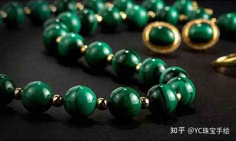 孔雀石的作用與好處和禁忌(孔雀石佩戴一年后變成什么樣)縮略圖