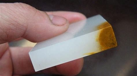 玉石對人體有什么好處(經常帶玉石對人體有什么好處)縮略圖