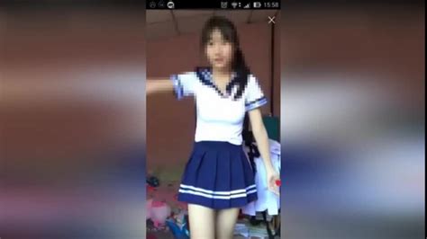 校服太透了能看見內衣怎么辦(校服薄露出背心怎么辦)縮略圖