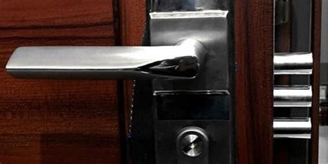 門鎖可以轉動但打不開,門鎖可以轉動但打不開是什么原因縮略圖