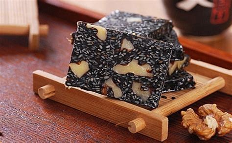 東阿阿膠怎么吃,東阿阿膠怎么吃補血效果好縮略圖