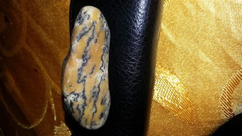 玉石鑒定(玉石鑒定中心官網)縮略圖