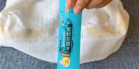 漂白劑把衣服漂紅了怎么處理,漂白劑把白衣服漂紅了怎么處理縮略圖