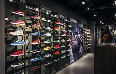 耐克鞋官網正品專賣店(耐克鞋官網正品專賣店女)縮略圖