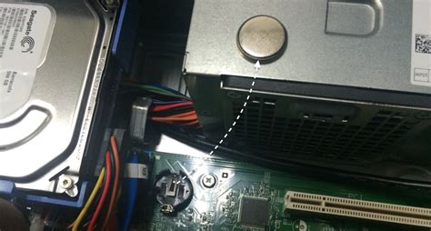 電腦電源鍵亮著卻黑屏開不了機(筆記本電腦電源鍵亮著卻黑屏開不了機)縮略圖