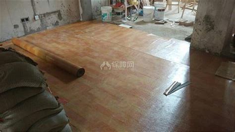 地板革怎么鋪比較好,地板革怎樣鋪得最好縮略圖