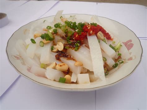 石灰水做涼粉能吃嗎(石灰水做涼粉能吃嗎有毒嗎)縮略圖