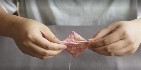 香囊的做法手工簡單的視頻(香囊做法簡單漂亮)縮略圖