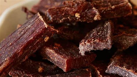 牦牛肉和黃牛肉的區(qū)別(牦牛肉和黃牛肉的區(qū)別是什么)縮略圖
