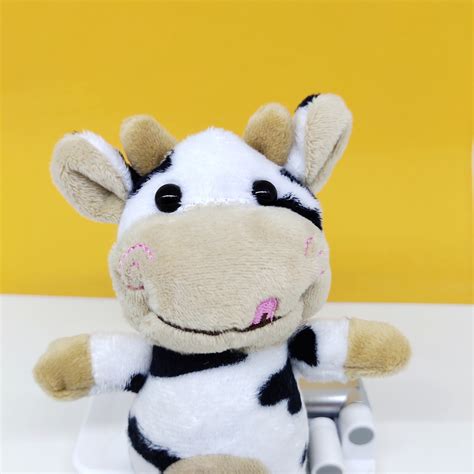 動物玩具牛,動物玩具牛視頻縮略圖