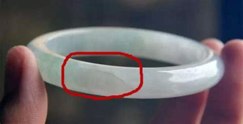 玉鐲子有裂紋怎么辦,玉鐲裂紋怎么修復縮略圖