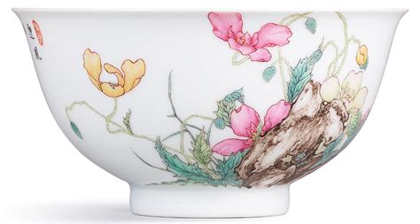 琺瑯彩瓷器(琺瑯彩瓷器的特點)縮略圖