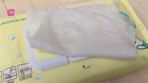 濕紙巾的用處是什么(濕巾紙的作用與功效)縮略圖