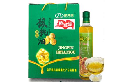 核桃油能炒菜嗎(自己榨的核桃油能炒菜嗎)縮略圖