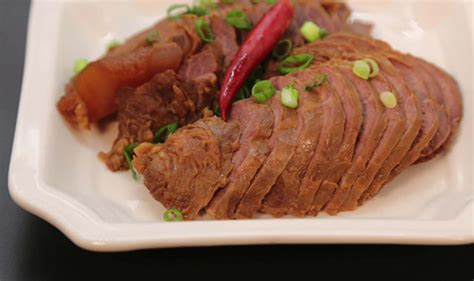 鹵牛肉要鹵幾個小時(鹵牛肉要鹵幾個小時才能吃)縮略圖