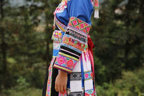 民族服飾介紹(民族服飾介紹及圖片)縮略圖