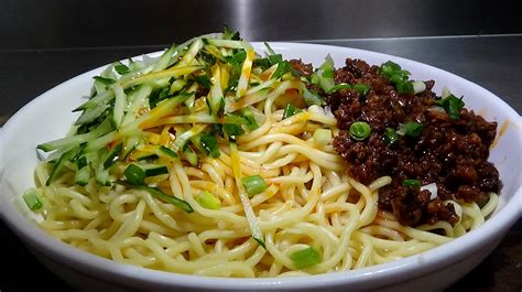 炸醬面的炸醬怎么做最好吃視頻,炸醬面的炸醬怎么做最好吃視頻教程縮略圖