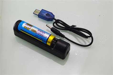 充電電池充電器,充電電池充電器推薦縮略圖