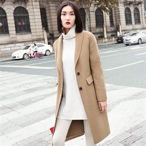 大衣穿搭女圖片大全,紅色大衣穿搭女圖片大全縮略圖 大衣穿搭女圖片大全,紅色大衣穿搭女圖片大全縮略圖