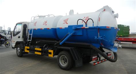 吸污車5方的多少錢一輛(吸污車5方的多少錢一輛國六)縮略圖