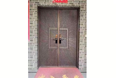 鋼木門裝甲門工廠(鋼木門裝甲門工廠有哪些)縮略圖