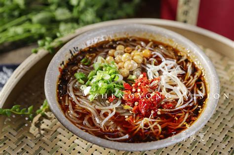 酸辣粉,酸辣粉怎么做好吃又簡單縮略圖 酸辣粉,酸辣粉怎么做好吃又簡單縮略圖