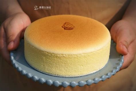 芝士蛋糕的做法和配方(芝士蛋糕的做法和配方視頻)縮略圖 芝士蛋糕的做法和配方(芝士蛋糕的做法和配方視頻)縮略圖