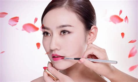 腮紅怎么用 初學(xué)者學(xué)化妝教程,腮紅怎么用 初學(xué)者學(xué)化妝教程視頻縮略圖 腮紅怎么用 初學(xué)者學(xué)化妝教程,腮紅怎么用 初學(xué)者學(xué)化妝教程視頻縮略圖