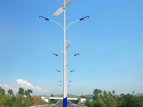 太陽能路燈價格(太陽能路燈價格一覽表)縮略圖