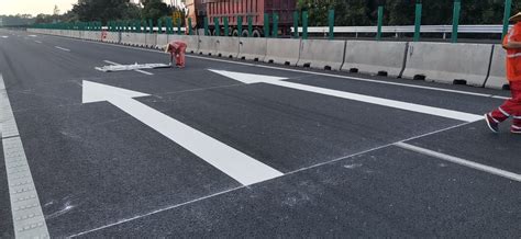 道路標線涂料是什么材料,河南道路標線涂料廠家縮略圖