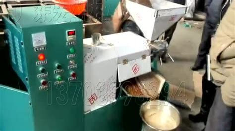 榨油機榨油視頻(榨油機榨油視頻教程)縮略圖